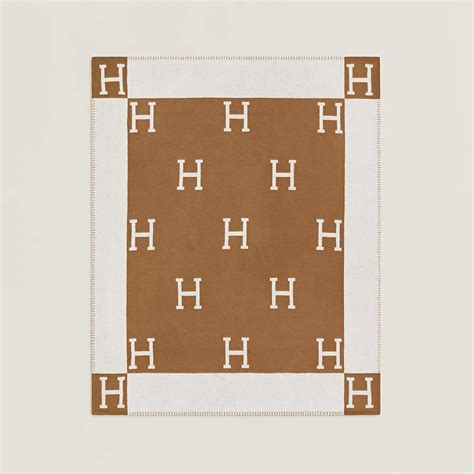 Hermès Avalon Throw Blanket Details: Cost, History and How to 